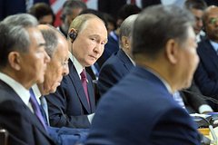 Путин предупредил об угрозе наступления мирового кризиса